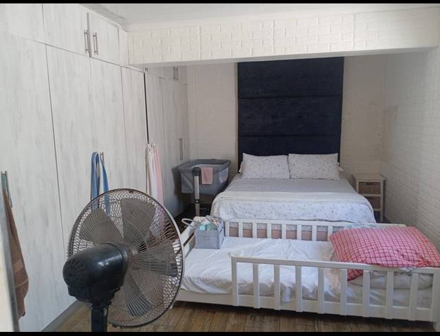 3 BEDROOM HOUSE FOR SALE IN STRANDFONTEIN